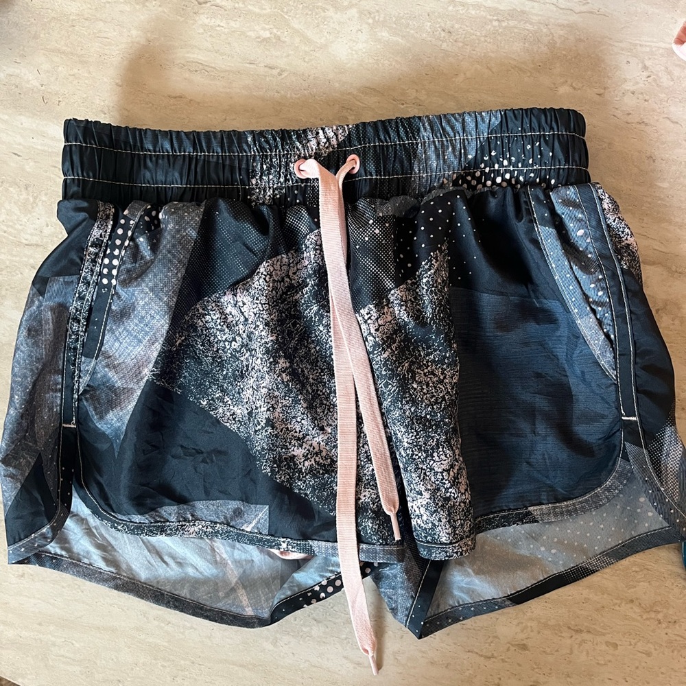 COPY - Zuni’s Active shorts. Brand new without tags!